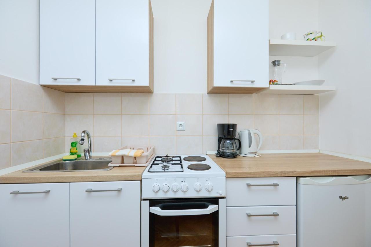 Kablar'S Sunny Suites Дубровник Екстериор снимка