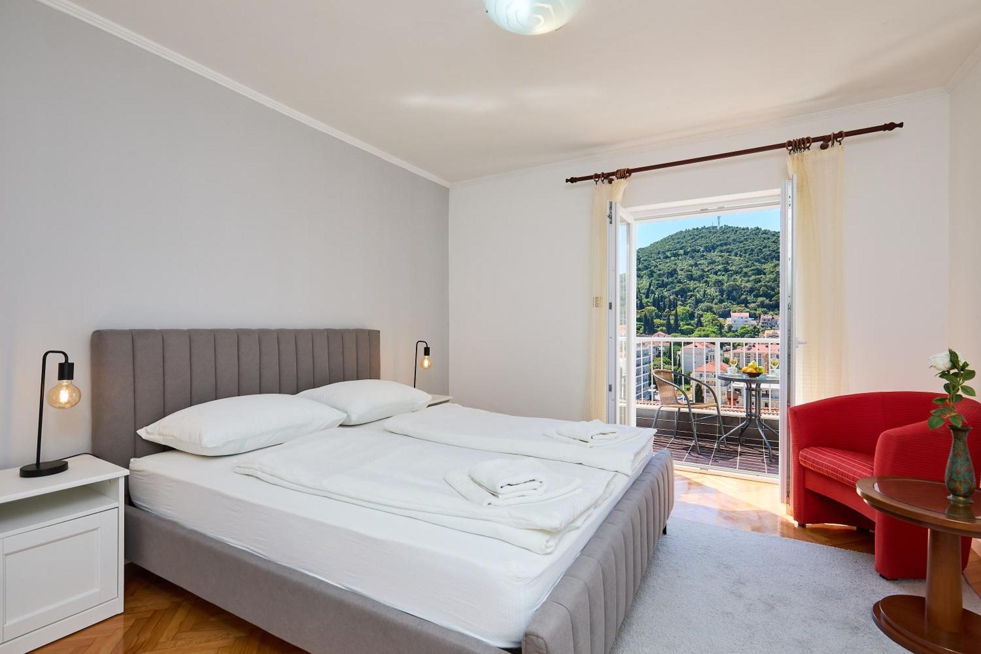 Kablar'S Sunny Suites Дубровник Екстериор снимка